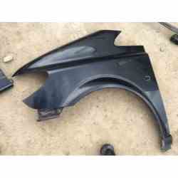 Aleta delantera izquierda...