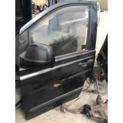 puerta delantera mercedes...