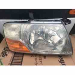 Faro  mitsubishi montero...