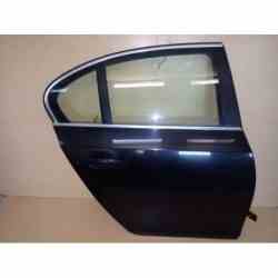 Puerta trasera derecha bmw...