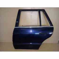 puerta trasera izquierda...