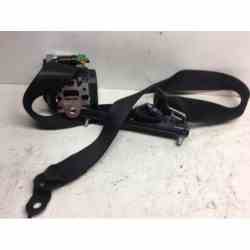 cinturon delantero derecho...