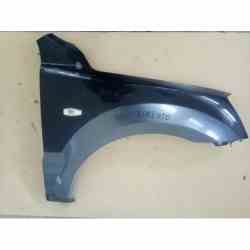 Aleta delantera derecha kia...