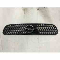rejilla delantera Opel Aguila