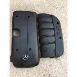 tapa de motor mercedes benz...