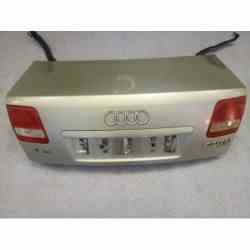 maletero audi a8 2004