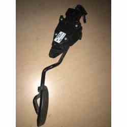 pedal acelerador Nissan Almera