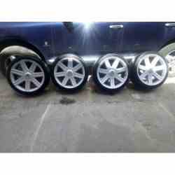 llantas Chrysler Crossfire 19