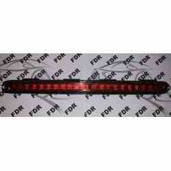 Tercera luz de freno...