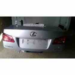 Porton trasero de lexus is220