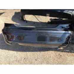 Paragolpes trasero...