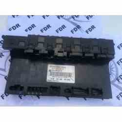 Caja fusibles mercedes...