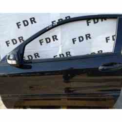 puerta mercedes benz...