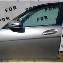 puerta delantera mercedes...