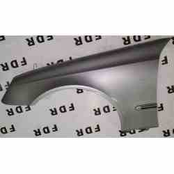 Aleta  mercedes benz clase...