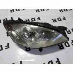 Faro mercedes benz w221