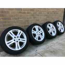 llantas mercedes benz...