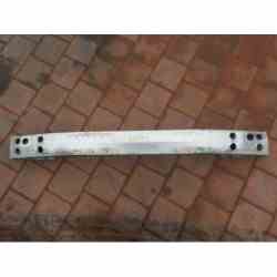 Refuerzo paragolpe...