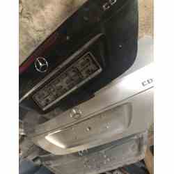 Maletero mercedes benz w211...