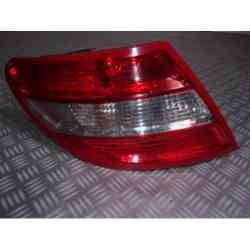 piloto trasero izquierdo w204