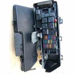 caja de fusibles 8678449