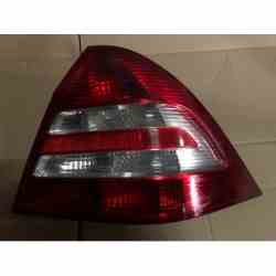 piloto trasero derecho  w203