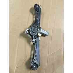 Elevalunas trasero derecho...