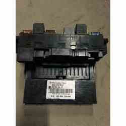 Caja fusibles mercedes...