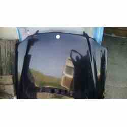 Capot mercedes benz clase c...